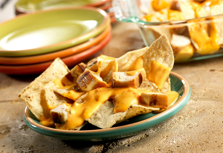 Queso Chicken Nachos