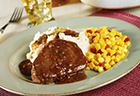 Pan-Seared Beef Steaks with Garlic Red Wine Gravy