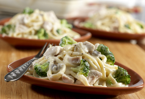Image of Turkey & Broccoli Alfredo, Campbells Kitchen