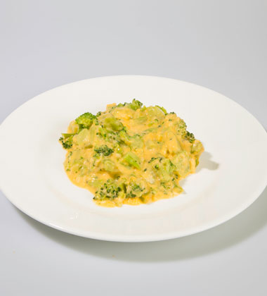 BROCCOLI & CHEESE CASSEROLE
BROCCOLI & CHEESE CASSEROLE
