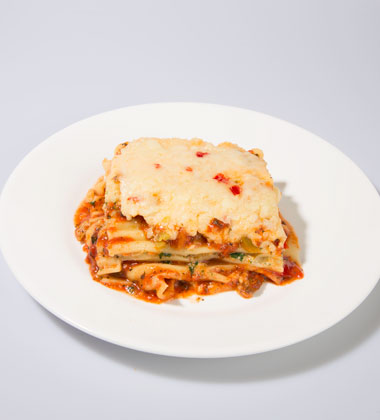 GARDEN VEGETABLE & THREE CHEESE LASAGNA
GARDEN VEGETABLE & THREE CHEESE LASAGNA