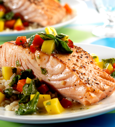 PAN SEARED SALMON IN PEACH MANGO SAUCE PAN SEARED SALMON IN PEACH MANGO SAUCE