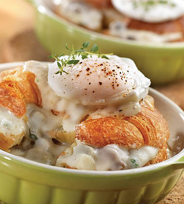 CHEESY MUSHROOM CROISSANT TOPPER CHEESY MUSHROOM CROISSANT TOPPER