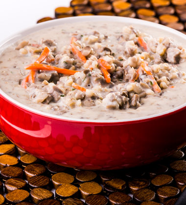 CREAMY MUSHROOM, BARLEY AND BEEF SOUP CREAMY MUSHROOM, BARLEY AND BEEF SOUP