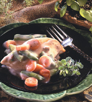 CAMPBELL'S® CREAMY CHICKEN AND VEGETABLES CAMPBELL'S® CREAMY CHICKEN AND VEGETABLES