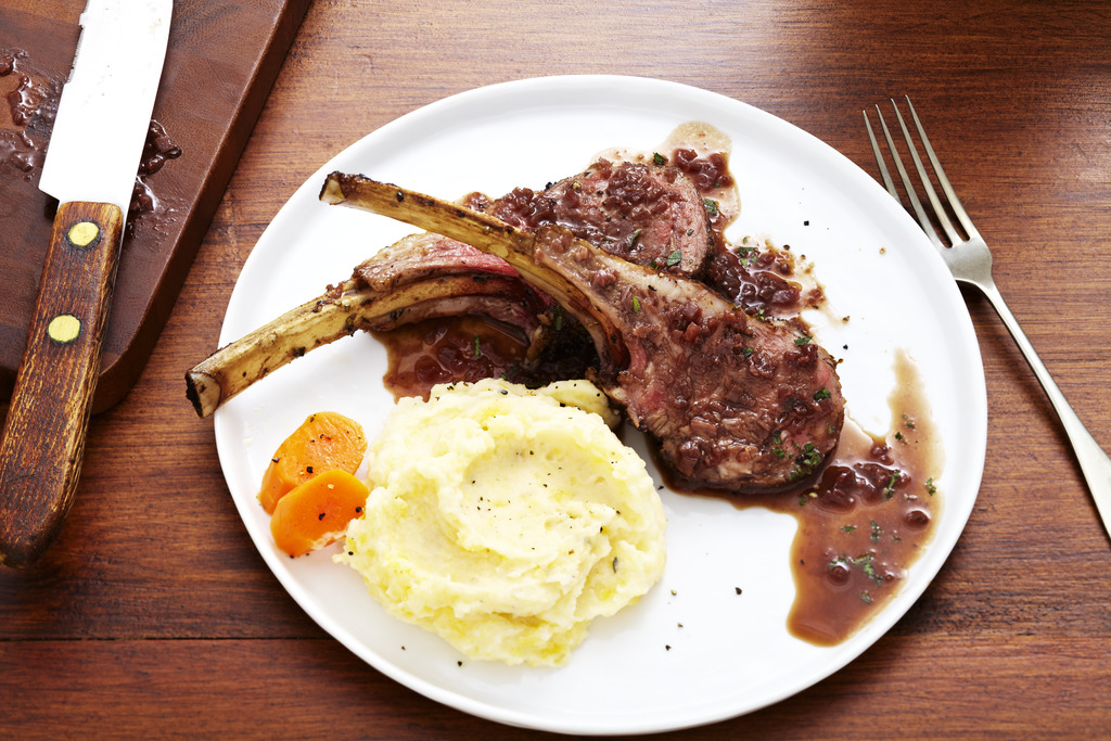 Rack of Lamb with Roasted Garlic Pan Sauce