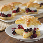 Star Berry Cream Puffs