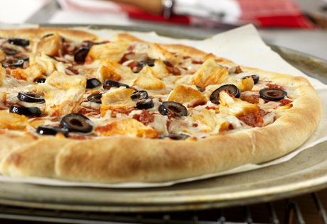 Cheesy Chicken Pizza
