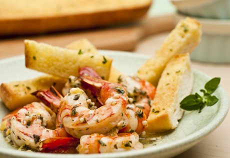 Shrimp Scampi with Garlic Bread