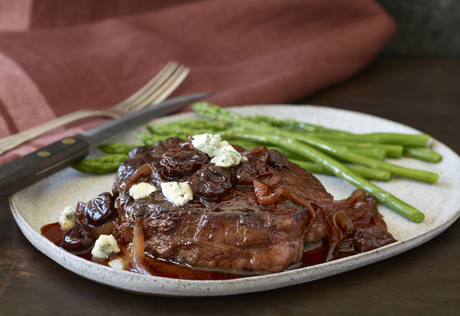 Beef Tenderloin with Cherry Port Sauce & Gorgonzola