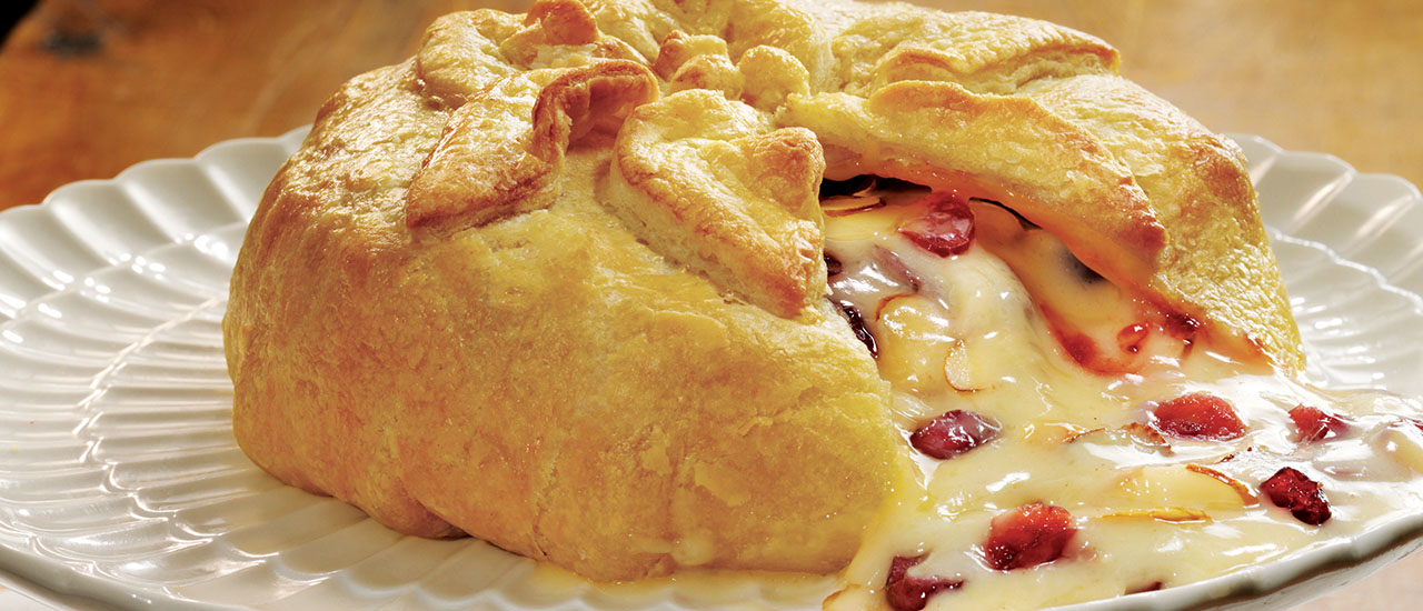 Holiday Brie En Croute