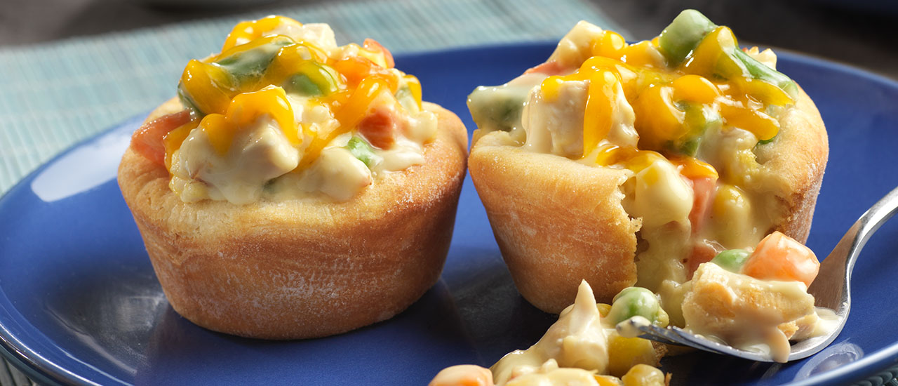 mini chicken pot pies with bisquick