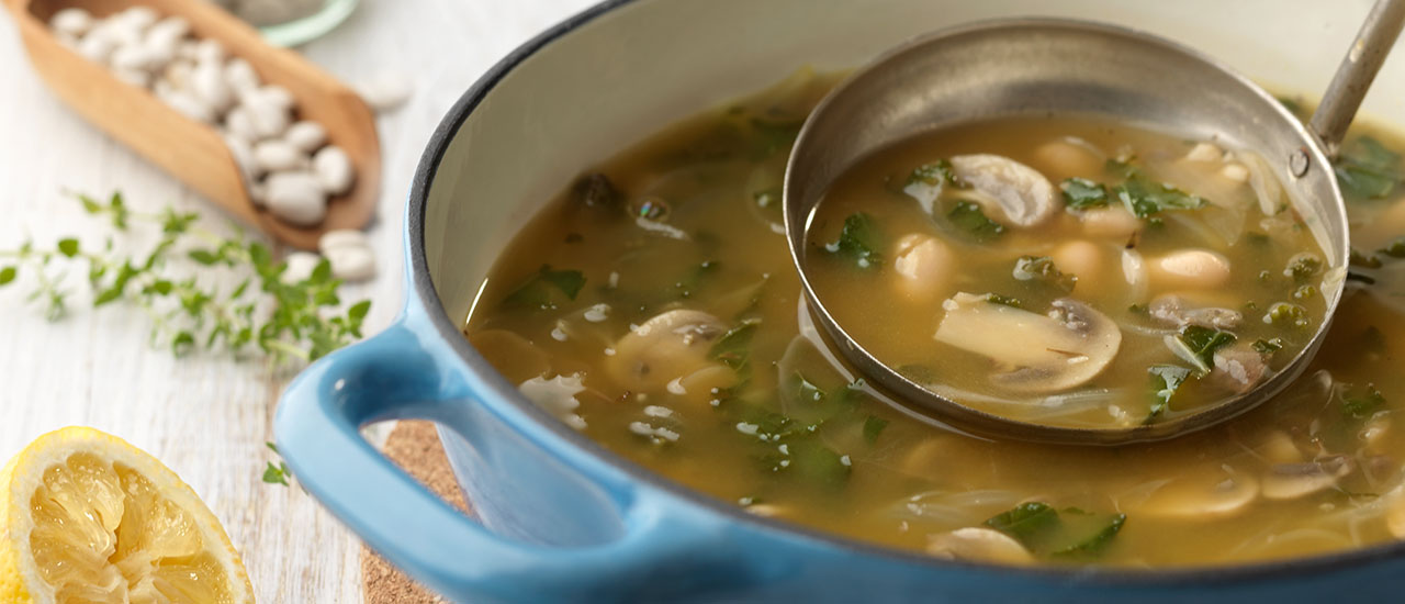 White Bean, Lemon & Kale Soup